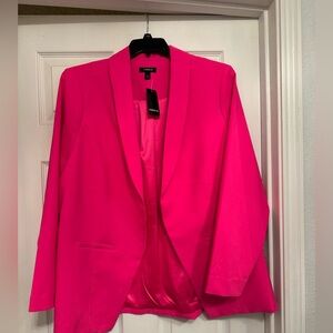 NWT TORRID HOTPINK BLAZER SIZE 1